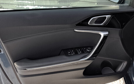 KIA cee'd III, 2019 год, 1 960 000 рублей, 19 фотография