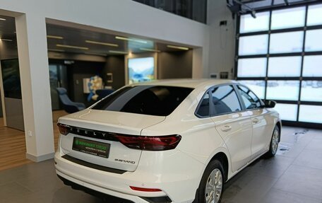Geely Emgrand, 2024 год, 1 699 000 рублей, 4 фотография
