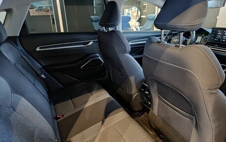 Geely Emgrand, 2024 год, 1 699 000 рублей, 9 фотография