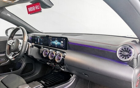 Mercedes-Benz CLA, 2021 год, 3 990 000 рублей, 12 фотография