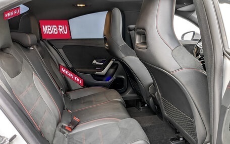 Mercedes-Benz CLA, 2021 год, 3 990 000 рублей, 13 фотография