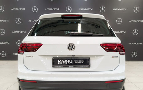 Volkswagen Tiguan II, 2020 год, 2 725 000 рублей, 6 фотография