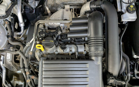 Volkswagen Tiguan II, 2020 год, 2 725 000 рублей, 9 фотография