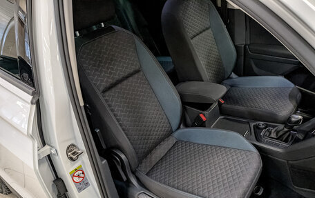 Volkswagen Tiguan II, 2020 год, 2 725 000 рублей, 23 фотография