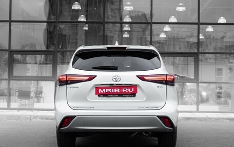 Toyota Highlander, 2025 год, 5 190 000 рублей, 10 фотография