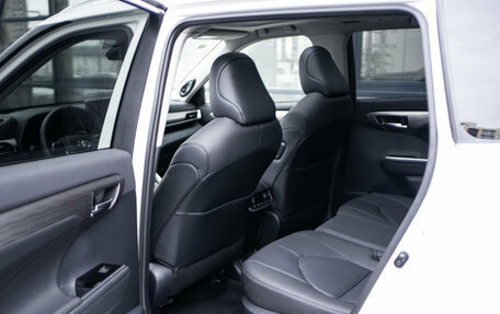 Toyota Highlander, 2025 год, 5 190 000 рублей, 16 фотография