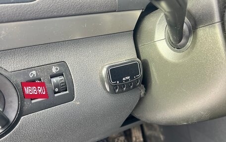 Volkswagen Touran III, 2007 год, 700 000 рублей, 9 фотография