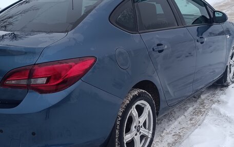 Opel Astra J, 2012 год, 750 000 рублей, 16 фотография