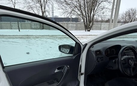 Volkswagen Polo VI (EU Market), 2011 год, 579 000 рублей, 16 фотография