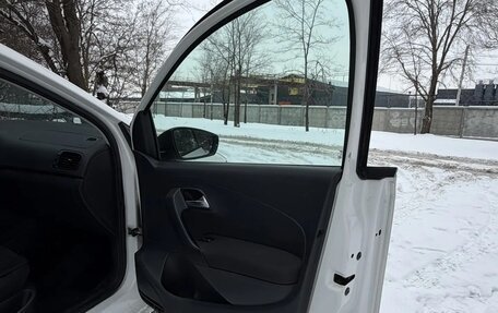 Volkswagen Polo VI (EU Market), 2011 год, 579 000 рублей, 17 фотография