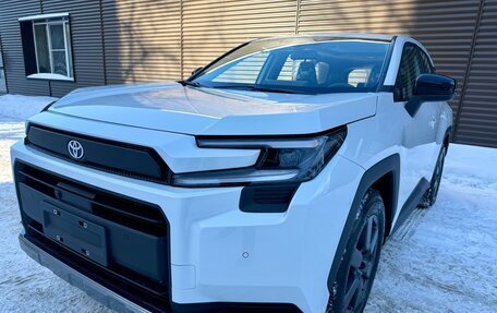 Toyota RAV4, 2025 год, 4 790 000 рублей, 14 фотография