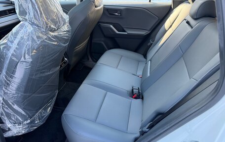 Toyota RAV4, 2025 год, 4 790 000 рублей, 37 фотография