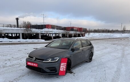 Volkswagen Golf VII, 2018 год, 1 549 000 рублей, 1 фотография