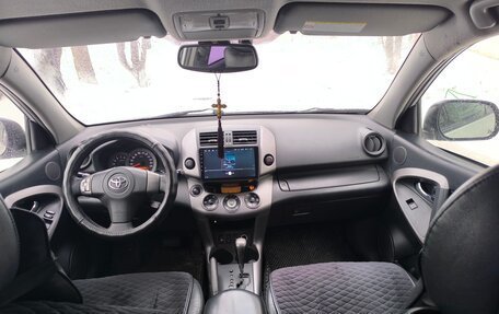 Toyota RAV4, 2006 год, 1 150 000 рублей, 12 фотография