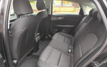 KIA Cerato IV, 2018 год, 1 610 000 рублей, 6 фотография