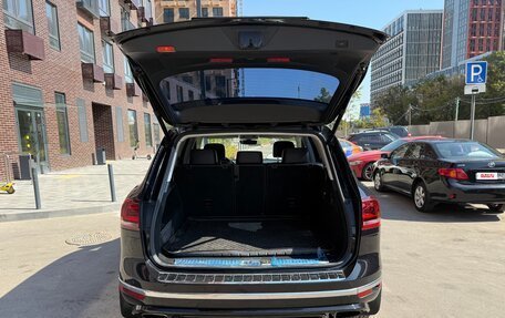 Volkswagen Touareg III, 2017 год, 3 150 000 рублей, 9 фотография