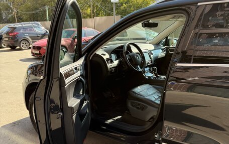 Volkswagen Touareg III, 2017 год, 3 150 000 рублей, 13 фотография