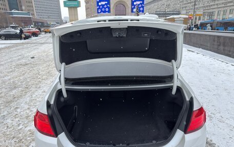 BMW 5 серия, 2013 год, 2 100 000 рублей, 21 фотография