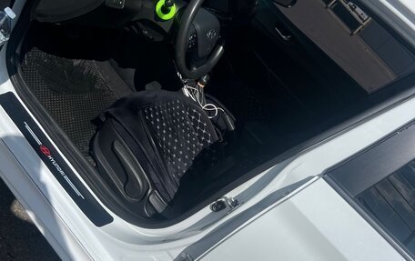 Hyundai Solaris II рестайлинг, 2018 год, 815 000 рублей, 7 фотография