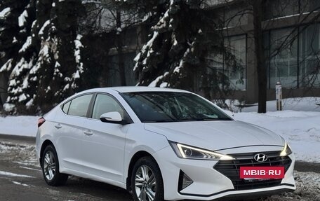 Hyundai Elantra VI рестайлинг, 2019 год, 1 630 000 рублей, 3 фотография