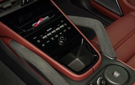 Porsche Cayenne III, 2025 год, 26 772 276 рублей, 22 фотография