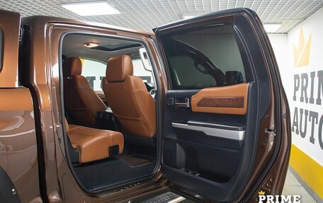 Toyota Tundra II, 2014 год, 5 299 000 рублей, 17 фотография