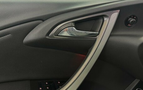 Opel Astra J, 2011 год, 650 000 рублей, 10 фотография