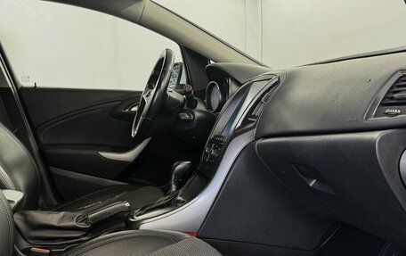 Opel Astra J, 2011 год, 650 000 рублей, 11 фотография