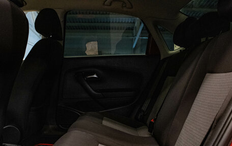 Volkswagen Polo VI (EU Market), 2013 год, 899 000 рублей, 10 фотография