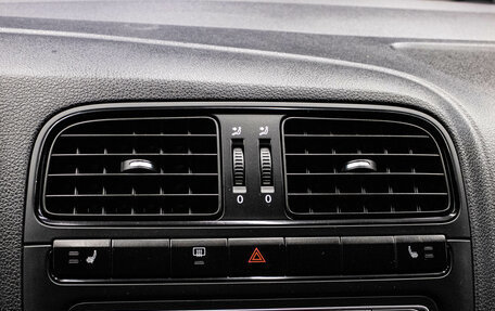 Volkswagen Polo VI (EU Market), 2013 год, 899 000 рублей, 16 фотография