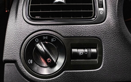 Volkswagen Polo VI (EU Market), 2013 год, 899 000 рублей, 15 фотография