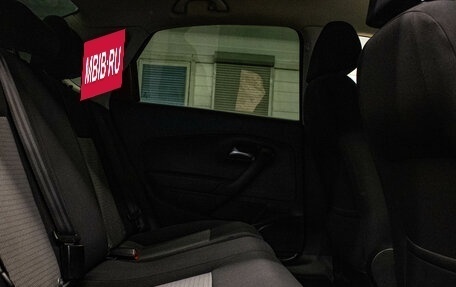 Volkswagen Polo VI (EU Market), 2013 год, 899 000 рублей, 11 фотография