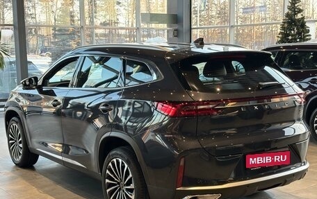 CheryExeed TXL, 2024 год, 3 880 000 рублей, 7 фотография