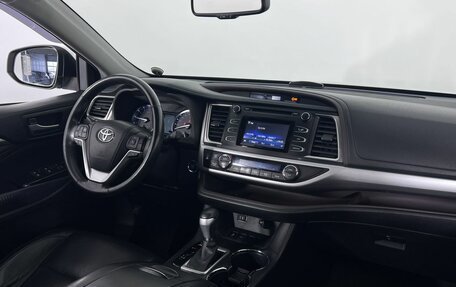 Toyota Highlander III, 2014 год, 3 150 000 рублей, 13 фотография