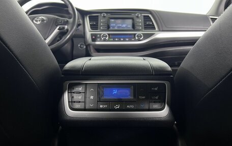 Toyota Highlander III, 2014 год, 3 150 000 рублей, 16 фотография