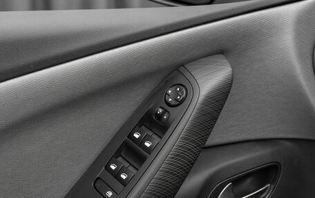 Citroen C4 Picasso II рестайлинг, 2015 год, 1 140 000 рублей, 19 фотография