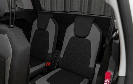 Citroen C4 Picasso II рестайлинг, 2015 год, 1 140 000 рублей, 15 фотография