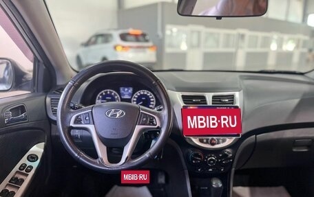 Hyundai Solaris II рестайлинг, 2011 год, 500 000 рублей, 9 фотография