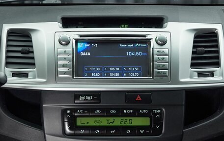 Toyota Hilux VII, 2013 год, 2 599 000 рублей, 16 фотография