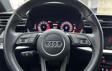 Audi A3, 2022 год, 2 200 000 рублей, 10 фотография