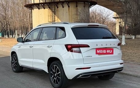 Skoda Karoq I, 2022 год, 1 805 777 рублей, 6 фотография