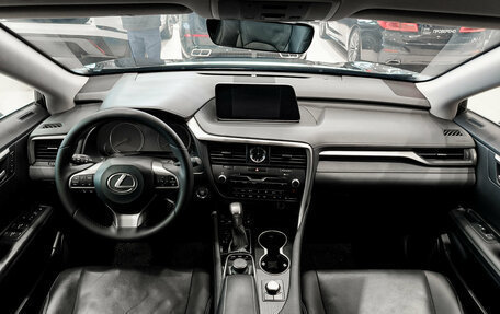 Lexus RX IV рестайлинг, 2018 год, 4 450 000 рублей, 18 фотография