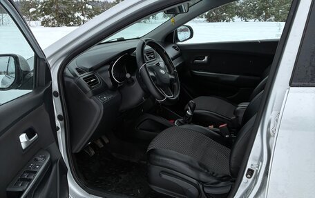 KIA Rio III рестайлинг, 2011 год, 900 000 рублей, 9 фотография