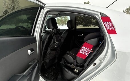 KIA Rio III рестайлинг, 2011 год, 900 000 рублей, 10 фотография