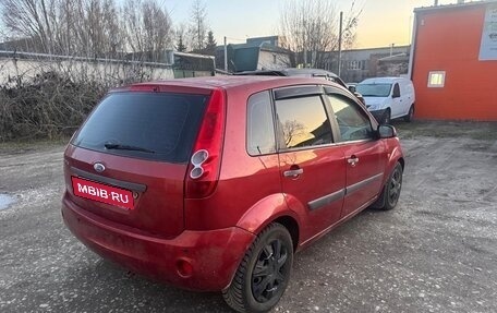 Ford Fiesta, 2006 год, 330 000 рублей, 2 фотография
