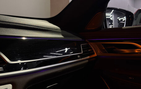 BMW 7 серия, 2018 год, 3 200 000 рублей, 17 фотография