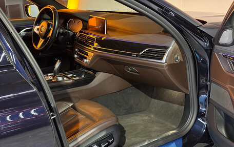 BMW 7 серия, 2018 год, 3 200 000 рублей, 13 фотография