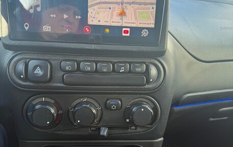 Chevrolet Niva I рестайлинг, 2013 год, 800 000 рублей, 15 фотография