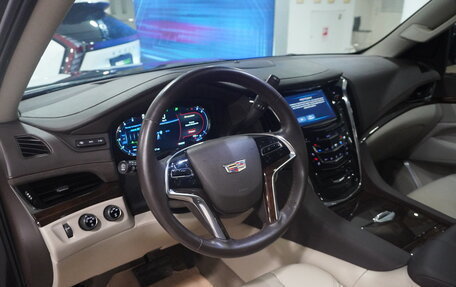 Cadillac Escalade IV, 2016 год, 4 767 000 рублей, 7 фотография