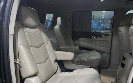 Cadillac Escalade IV, 2016 год, 4 767 000 рублей, 12 фотография